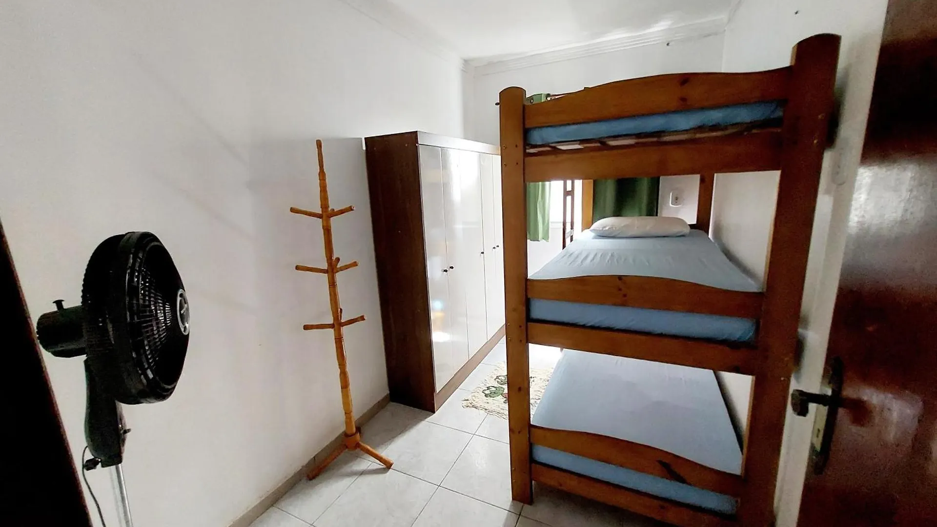 Casa Espacosa 3 Quartos Sala Cozinha E Churrasqueira Casa de Férias