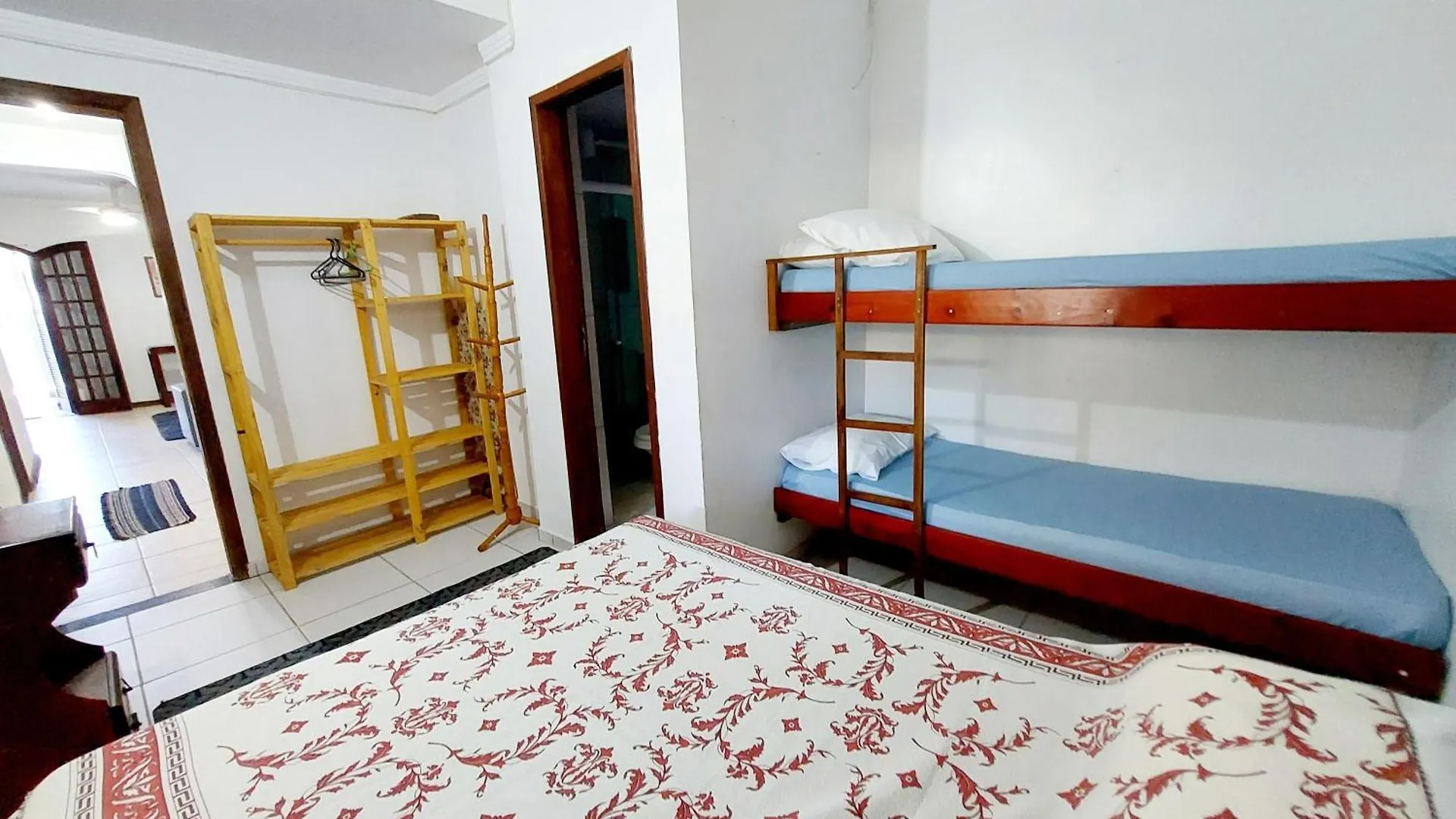 Casa de Férias Casa Espacosa 3 Quartos Sala Cozinha E Churrasqueira Brasil