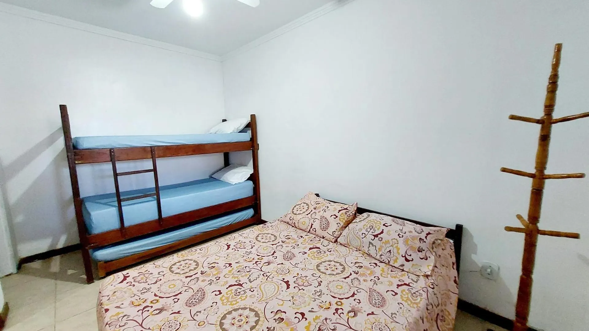 Casa Espacosa 3 Quartos Sala Cozinha E Churrasqueira Cabo Frio