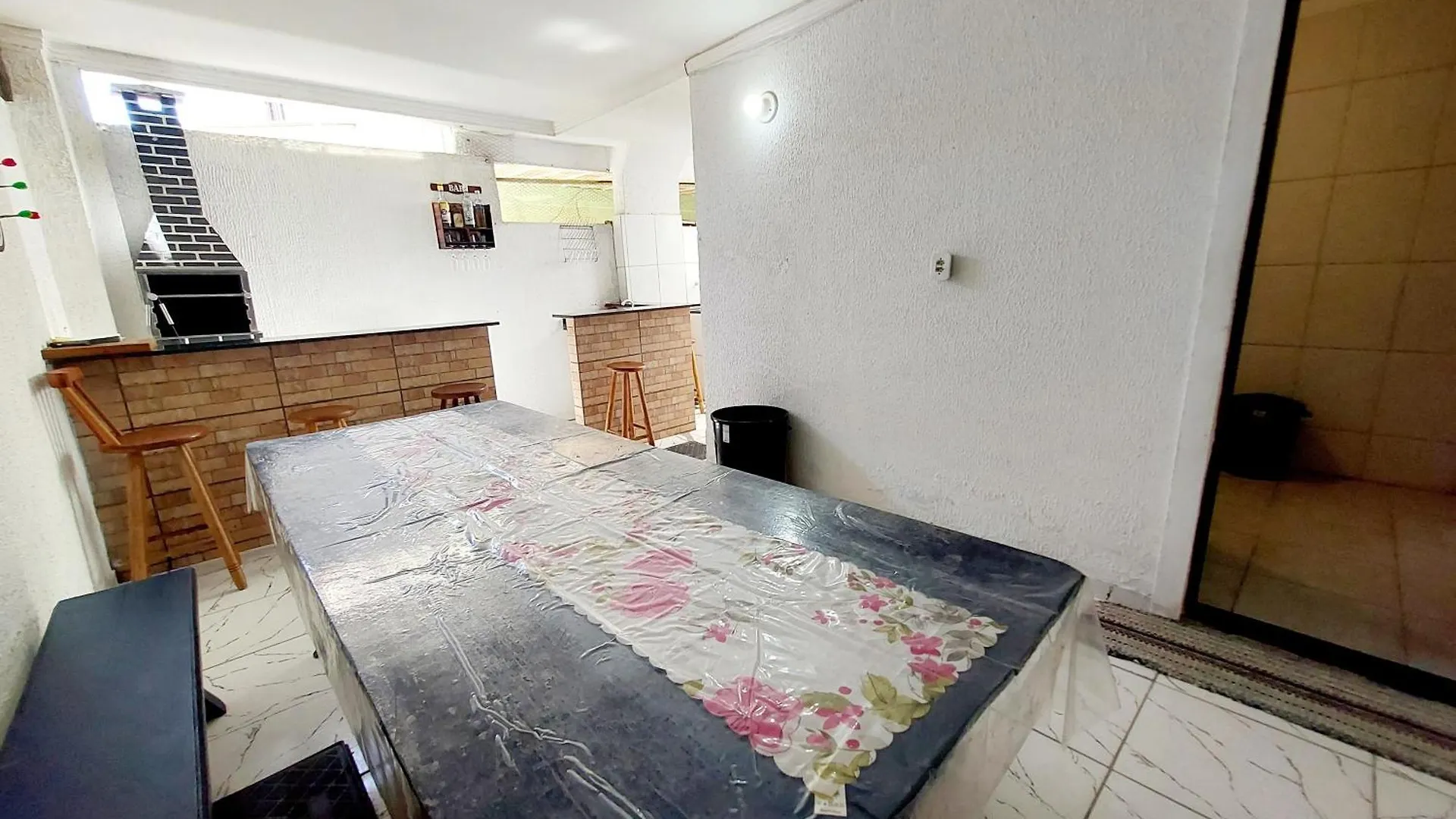Casa Espacosa 3 Quartos Sala Cozinha E Churrasqueira