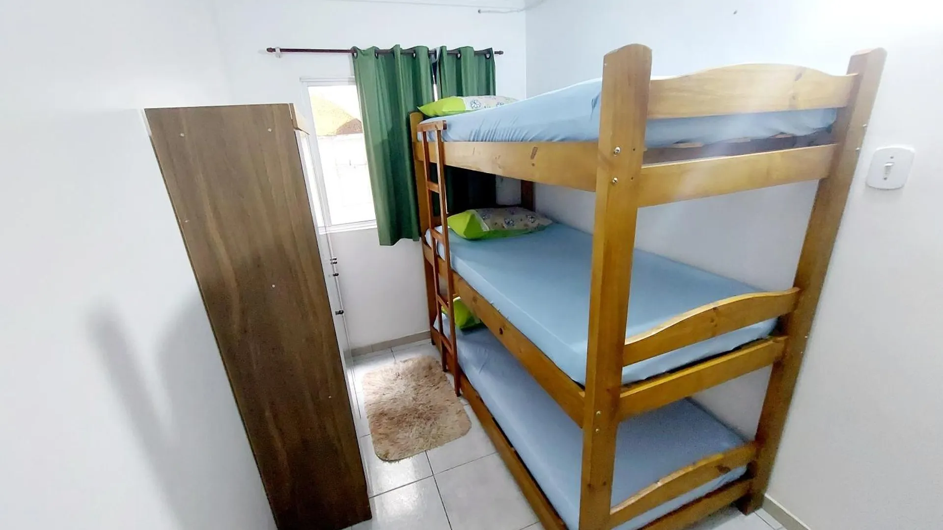 Casa de Férias Casa Espacosa 3 Quartos Sala Cozinha E Churrasqueira